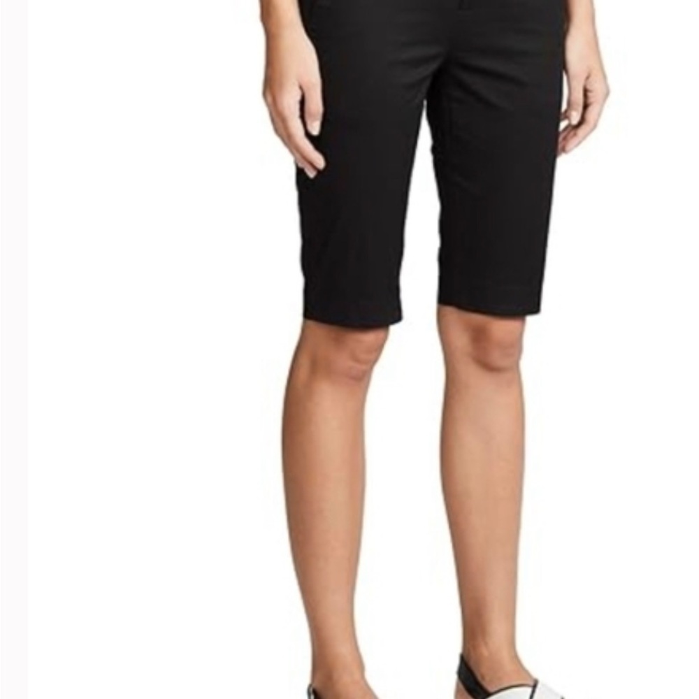 Anthropologie | Cartonnier | Cropped Black Knee-Length Shorts | 12 | Like New